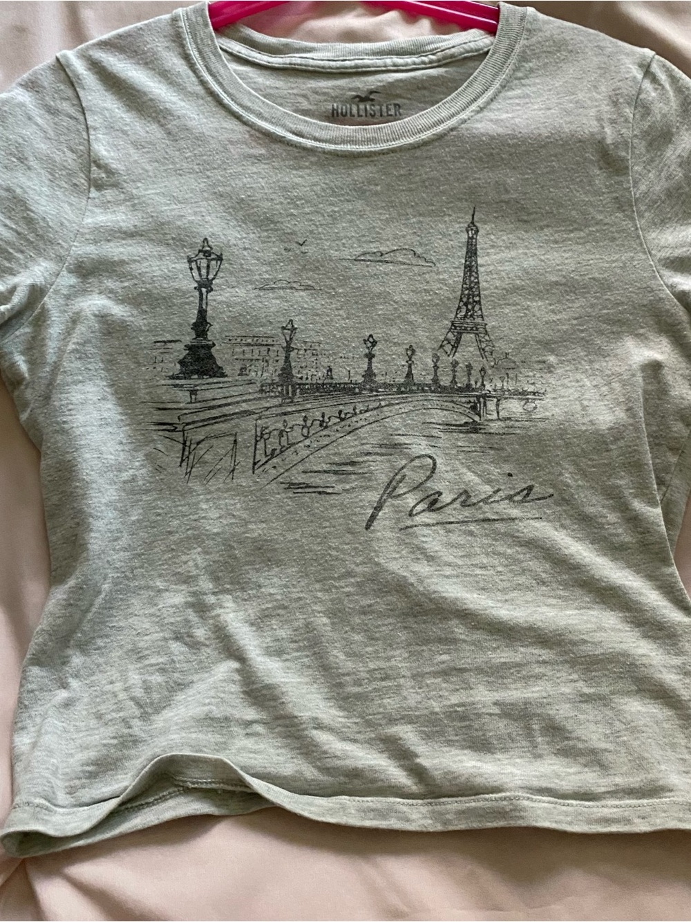 Hollister xs light gray Paris Sketch Graphic baby Tee